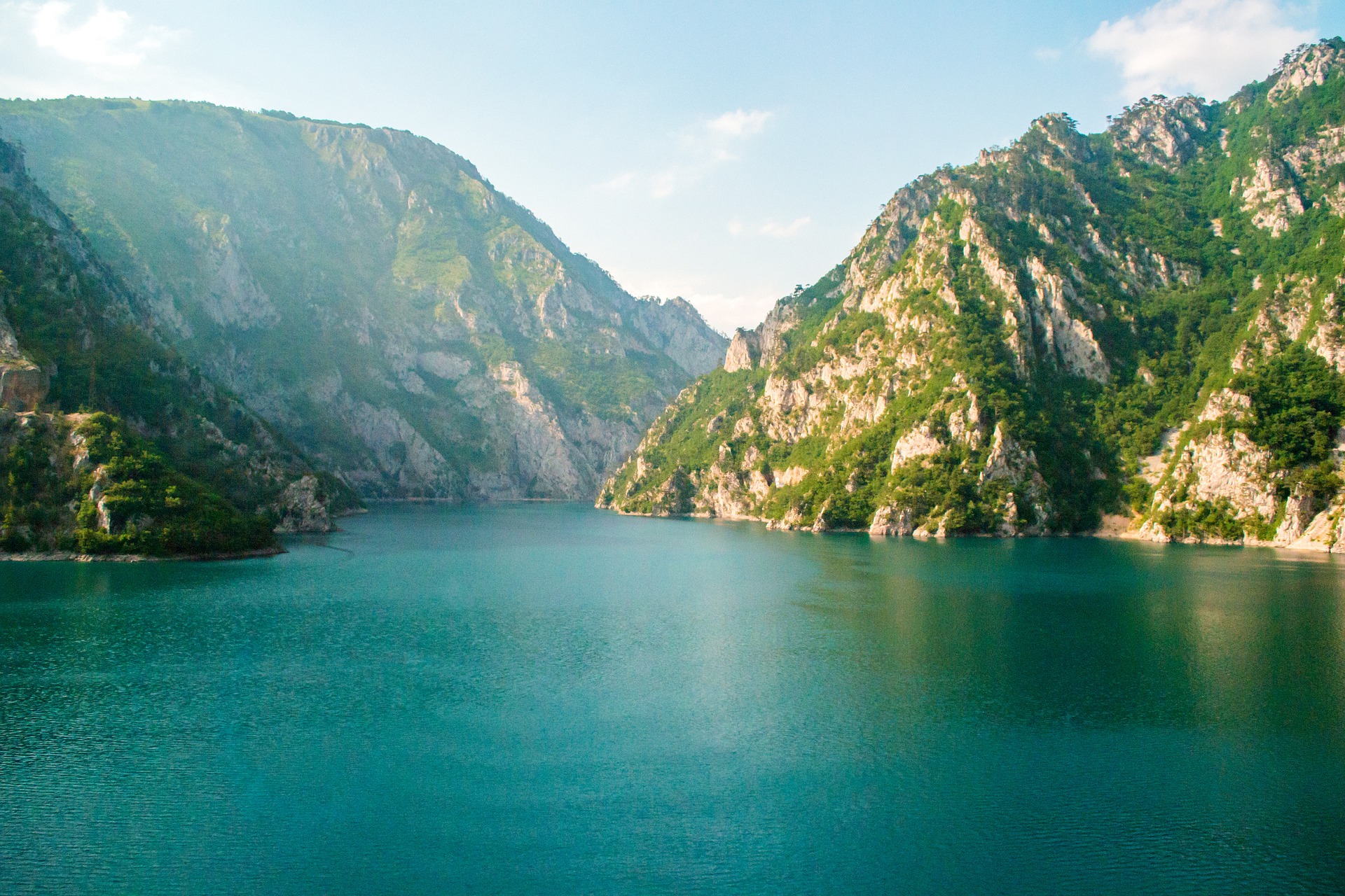 Озеро в Монтенегро Черногория горах